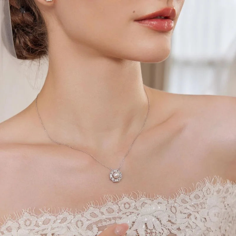 1920s' COLLECTION Akoya Pearl 18K White Gold Diamond Waltz Necklace 1920s' COLLECTION Akoya Pearl 18K White Gold Diamond Waltz Necklace 1920s' COLLECTION