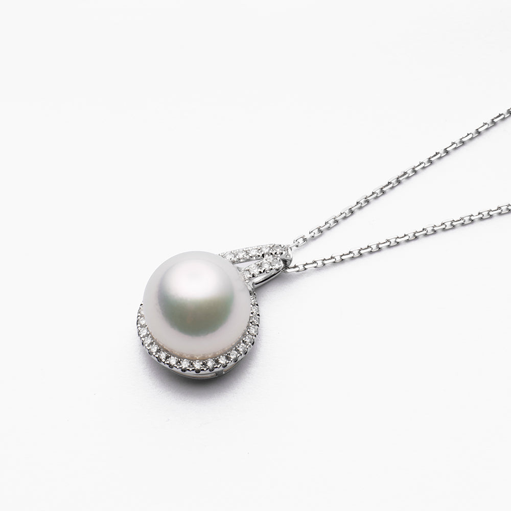 South Sea Pearl 18K Gold Diamond Conch Shell Necklace