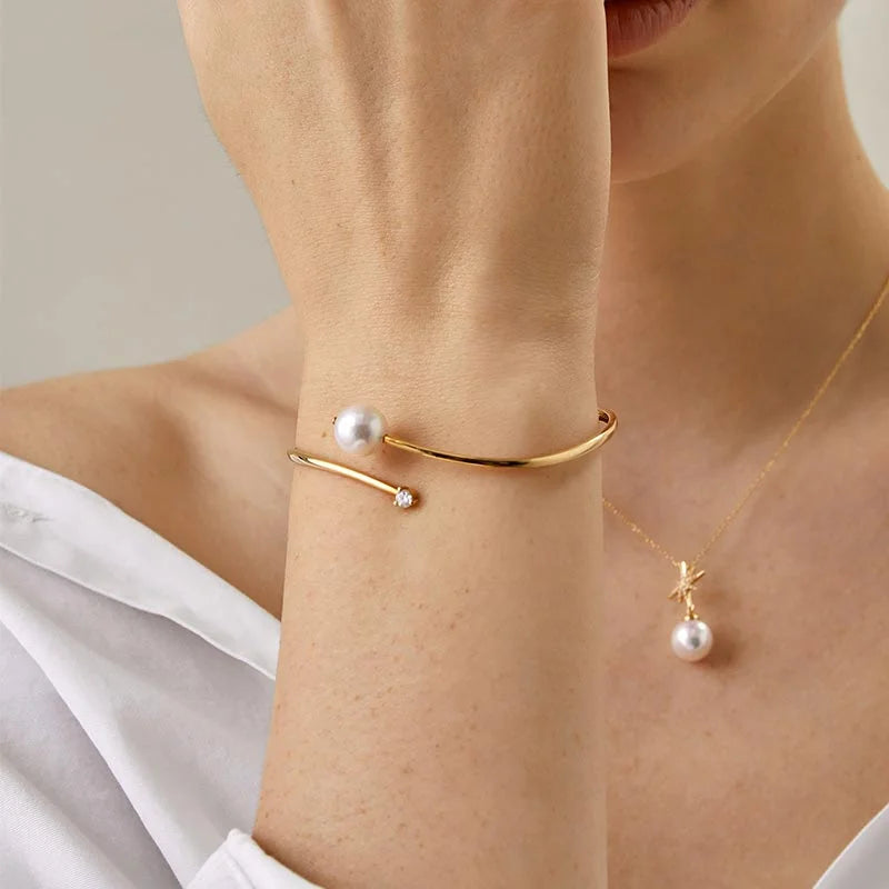 ORIGIN COLLECTION Akoya Pearl 18K Gold Diamond Bracelet ORIGIN COLLECTION Akoya Pearl 18K Gold Diamond Bracelet ORIGIN COLLECTION