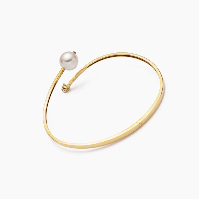 ORIGIN COLLECTION Akoya Pearl 18K Gold Diamond Bracelet ORIGIN COLLECTION Akoya Pearl 18K Gold Diamond Bracelet ORIGIN COLLECTION