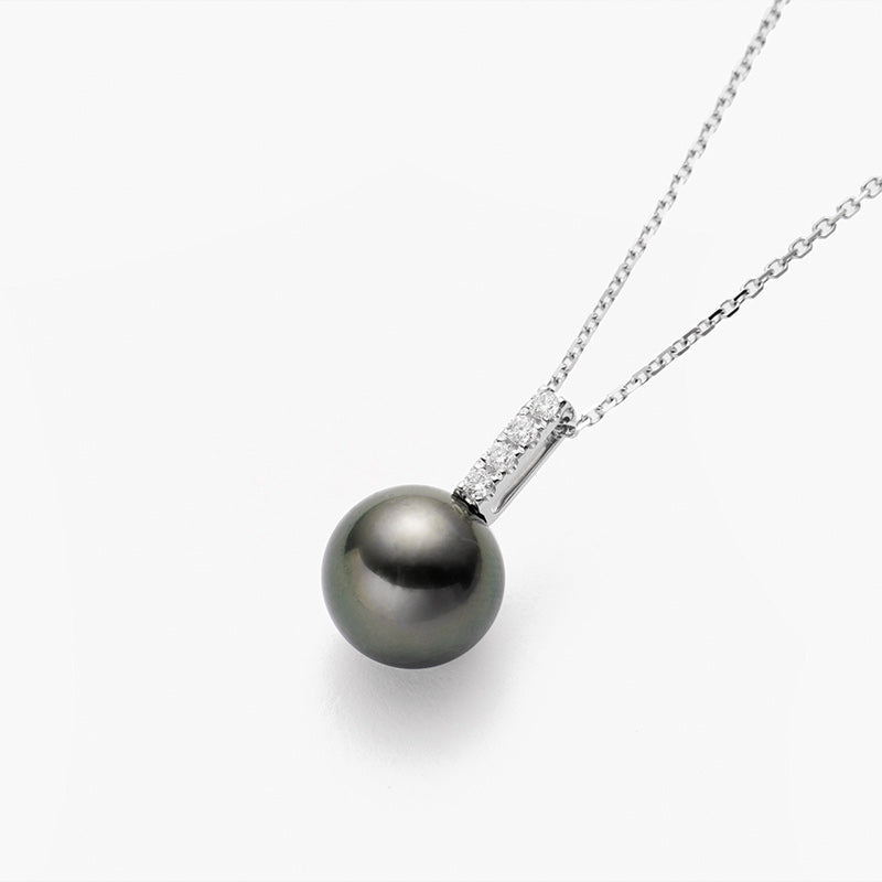 Tahitian Pearl 18K White Gold Four Diamonds Necklace