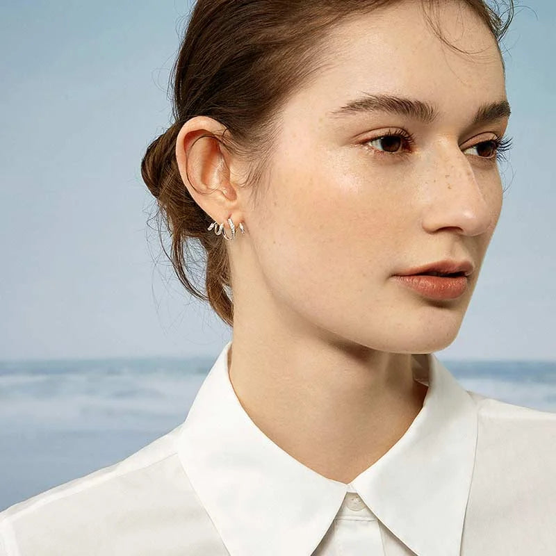 WAVES COLLECTION 18K White Gold Wave Curl Diamonds Stud Earrings WAVES COLLECTION 18K White Gold Wave Curl Diamonds Stud Earrings THE WAVES COLLECTION