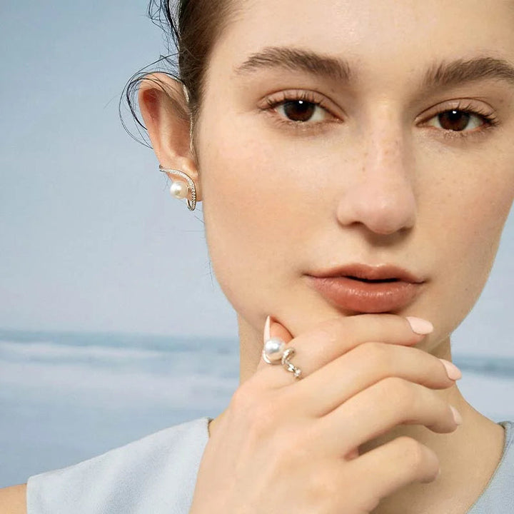 WAVES COLLECTION Akoya Pearl 18K White Gold Diamond Earhooks WAVES COLLECTION Akoya Pearl 18K White Gold Diamond Earhooks THE WAVES COLLECTION