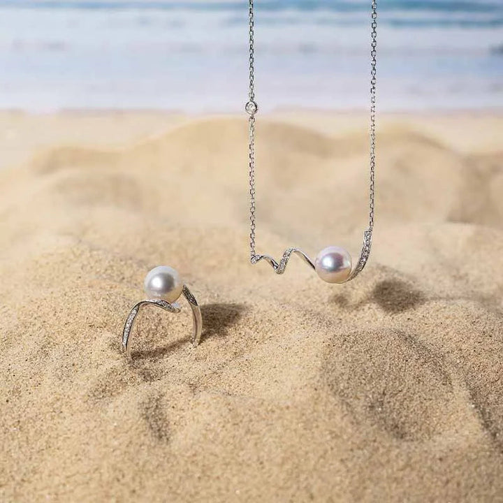 WAVES COLLECTION Akoya Pearl 18K White Gold Elegant Diamonds Ring WAVES COLLECTION Akoya Pearl 18K White Gold Elegant Diamonds Ring THE WAVES COLLECTION