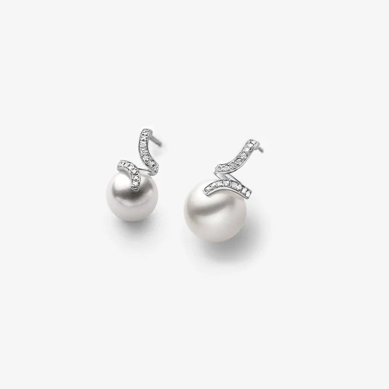 WAVES COLLECTION Akoya Pearl 18K White Gold Elegant Wave Stud Diamonds Earrings WAVES COLLECTION Akoya Pearl 18K White Gold Elegant Wave Stud Diamonds Earrings THE WAVES COLLECTION