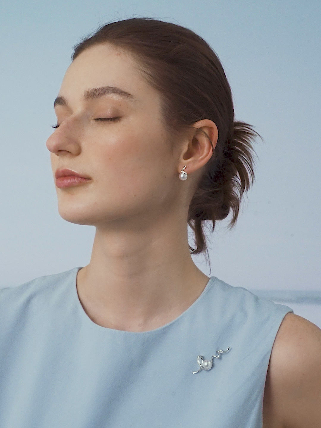 Akoya Pearl 18K White Gold Diamond Brooch