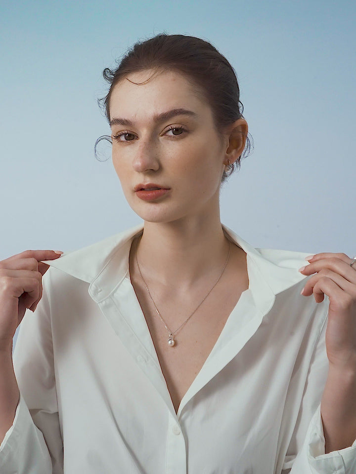 Akoya Pearl 18K White Gold Elegant Wave Stud Diamonds Earrings