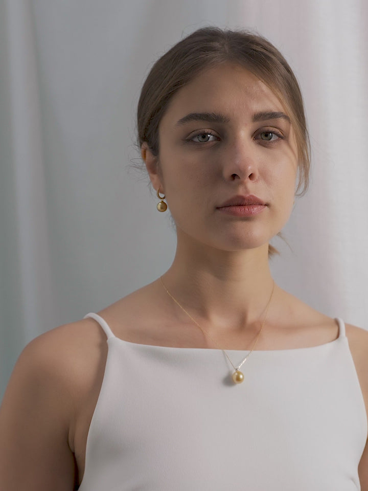 South Sea Golden Pearl 18K Gold Round Diamonds Earrings