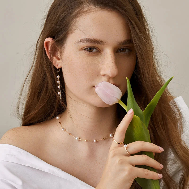 Embracing the Benefits of Wearing Saltwater Pearls HELAS Jewelry