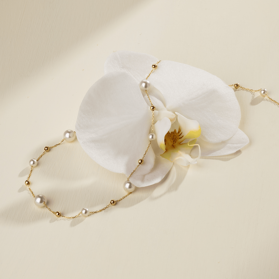 The Ultimate Guide to Heartfelt Graduation Jewelry Gifts - HELAS Jewelry