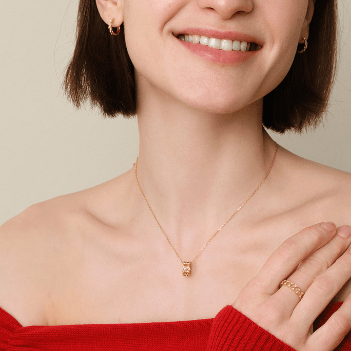 18K Gold Diamond Lucky Continuous Pendant Necklace - HELAS Jewelry