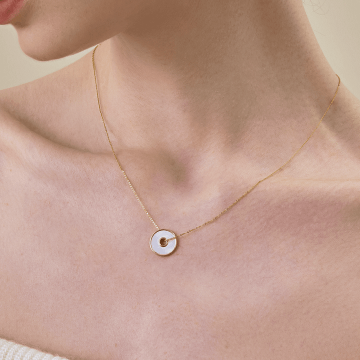 18K Solid Gold Mother of Pearl Round Hole Coin Necklace - HELAS Jewelry