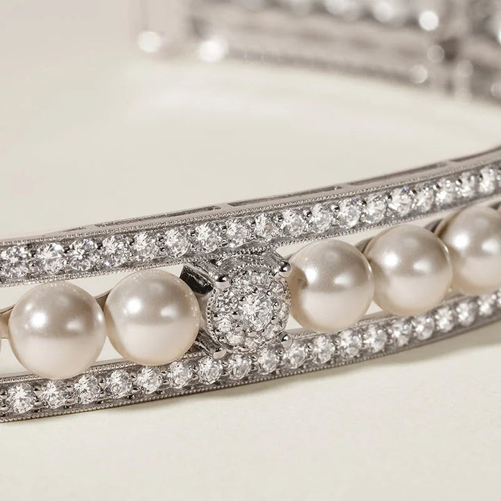 1920s' COLLECTION Akoya Pearl 18K White Gold Diamond Mary Crown 1920s' COLLECTION Akoya Pearl 18K White Gold Diamond Mary Crown 1920s' COLLECTION