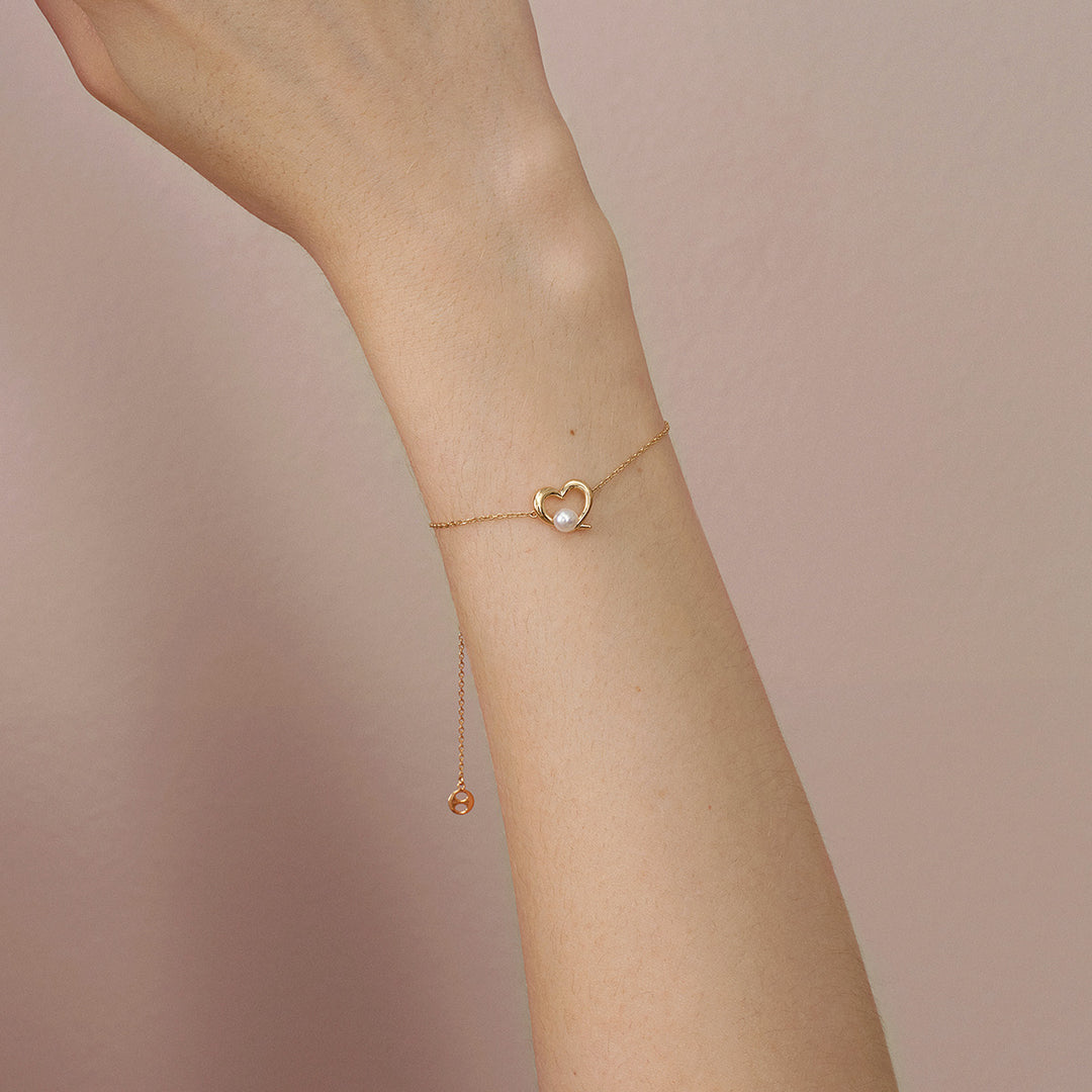 Freshwater Pearl 9K Gold Heart Romance Bracelet