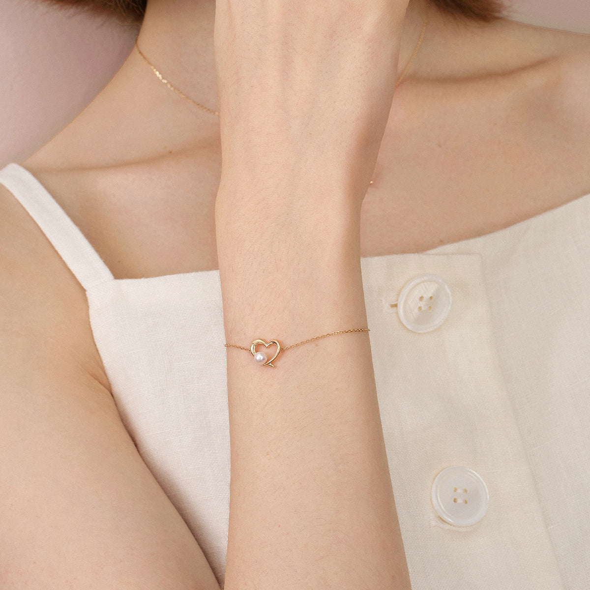 Freshwater Pearl 9K Gold Heart Romance Bracelet