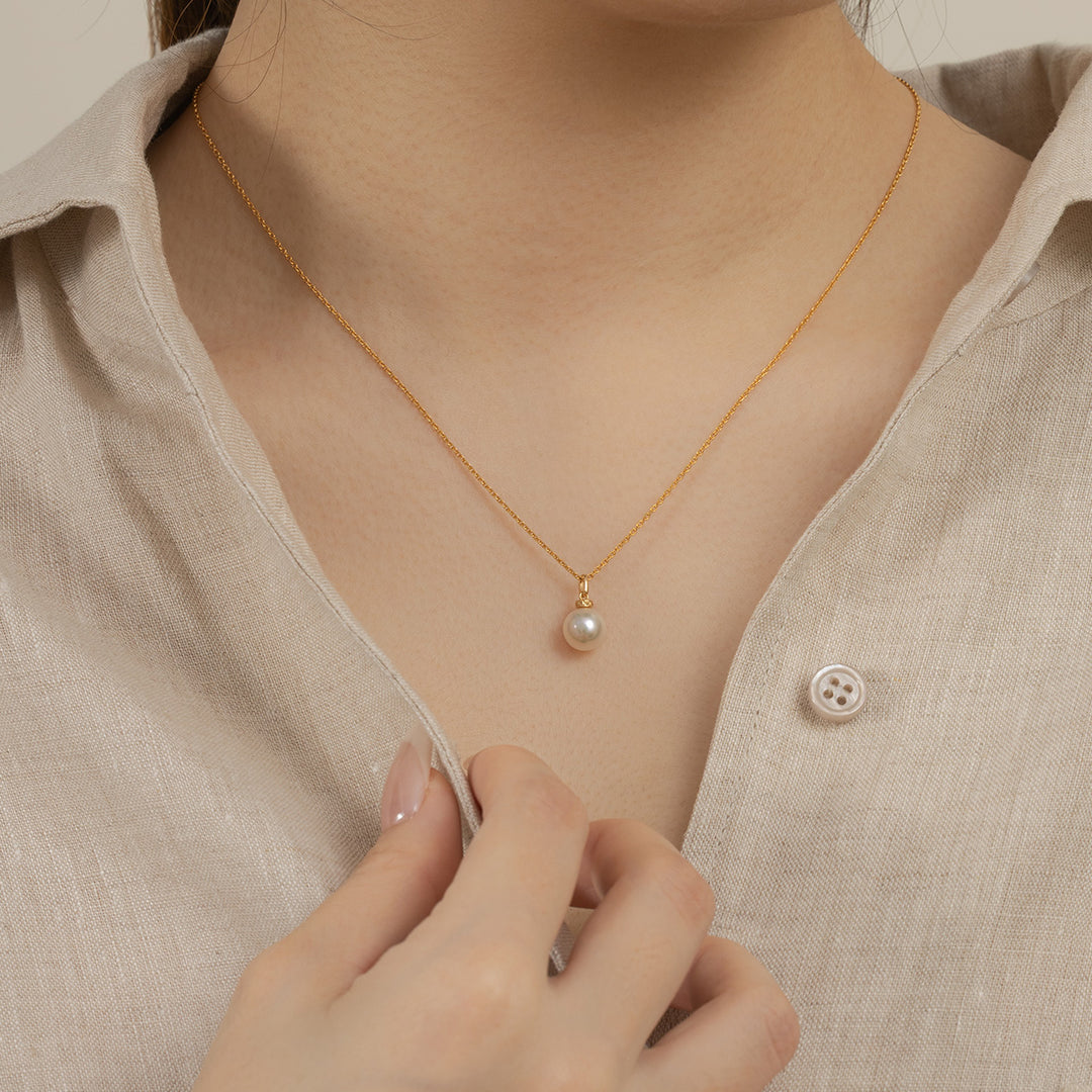 Akoya Pearl 18K Gold Italian Casual Style Pendant Necklace
