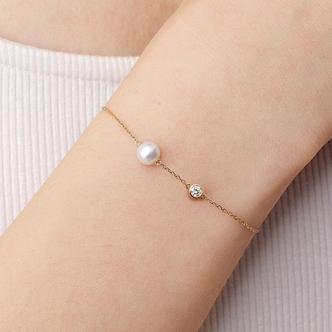 Freshwater Pearl 14K Yellow Gold Diamond Minimalist Design Bracelet