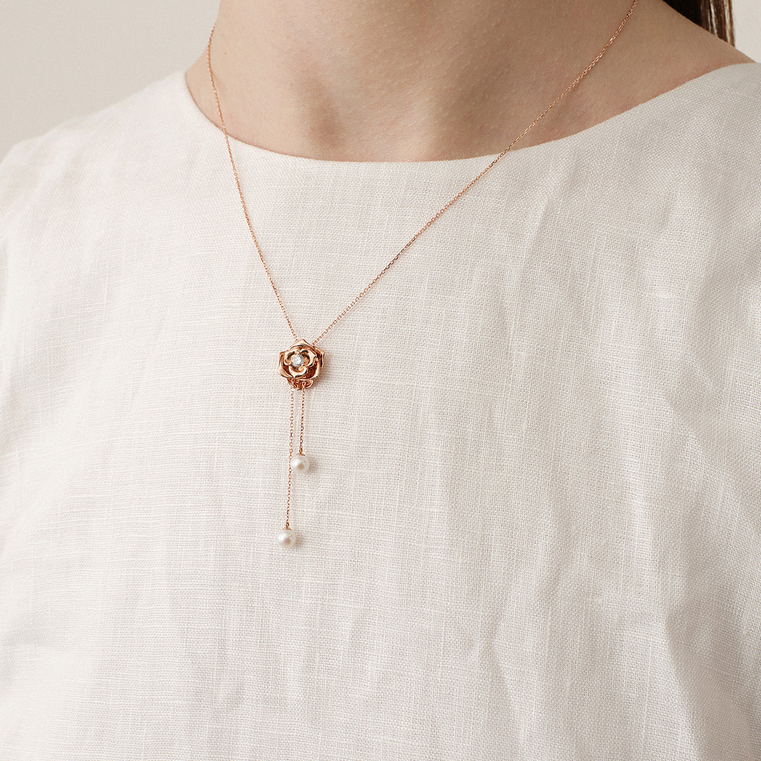 Freshwater Pearl 9K Rose Gold Lab-Grown Diamond Dewdrop Rose Necklace