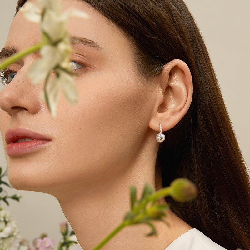 Akoya Pearl 18K Gold Diamond Butterfly Diamond ear Hooks Earrings