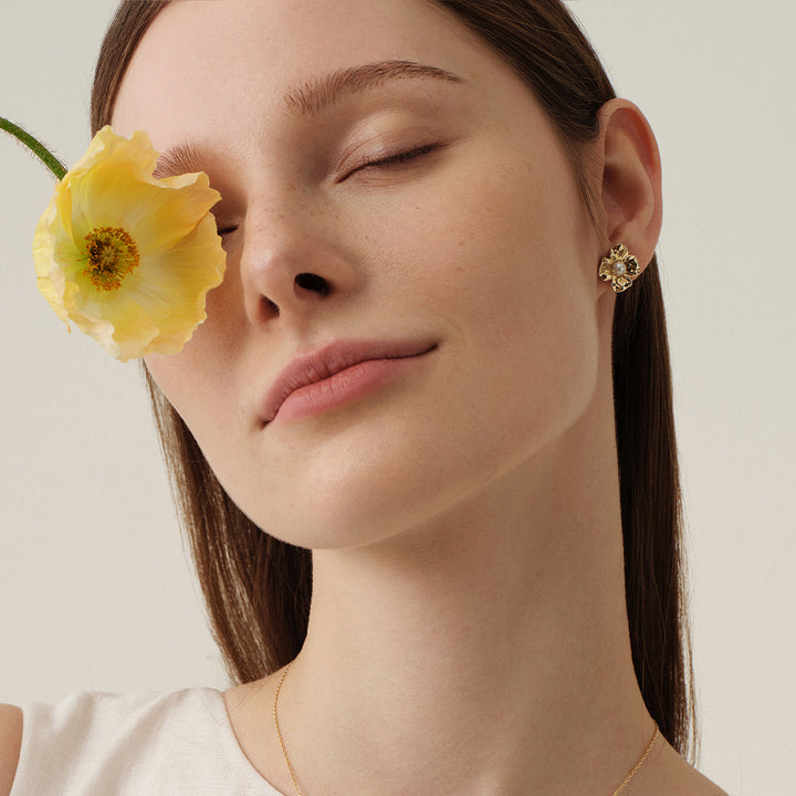 Freshwater Pearl 9K Gold Wild Bloom Stud Earrings