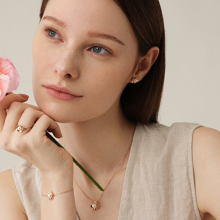 Freshwater Pearl 9K Rose Gold Bloom Dew Earrings