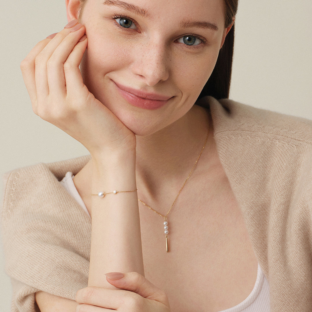 Freshwater Pearl 14K Yellow Gold Diamond Minimalist Design Bracelet