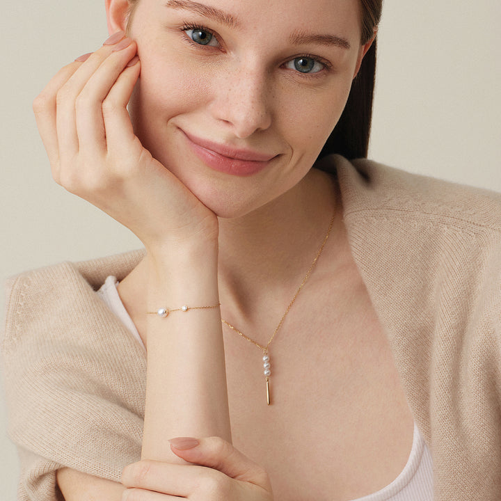 Freshwater Pearl 14K Yellow Gold Diamond Minimalist Design Bracelet