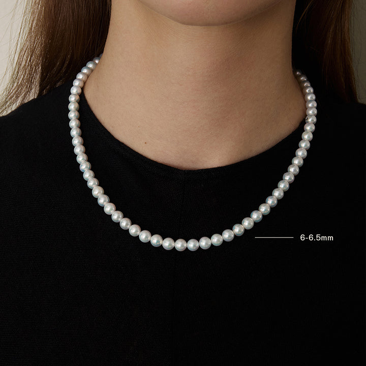 GUILD Certificate Noble Aurora Freshwater Pearl 18K Gold H Mark Strand Necklace