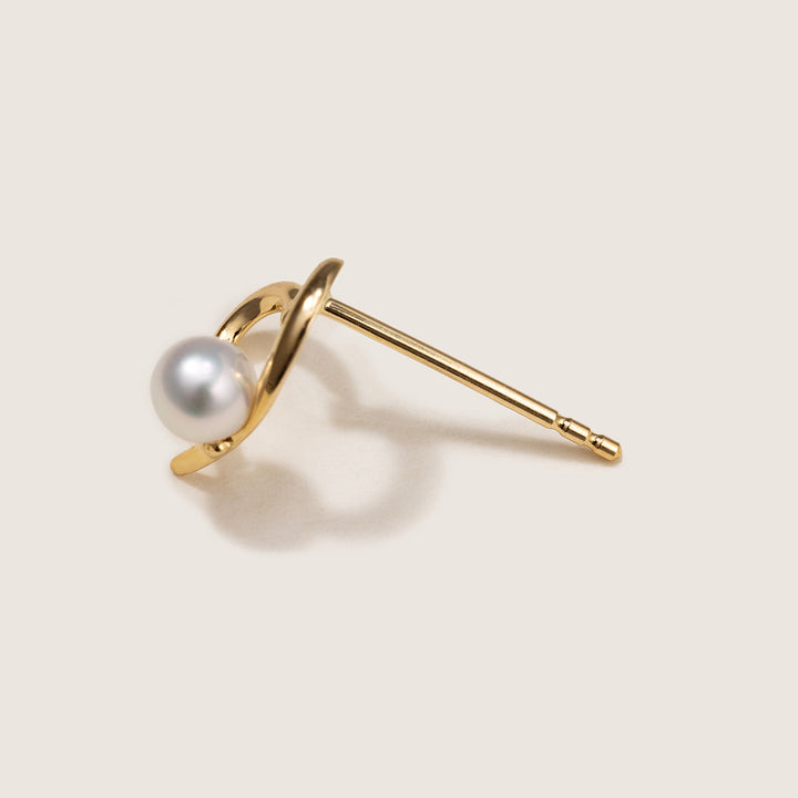 Freshwater Pearl 9K Gold Heart Romance Studs Earrings