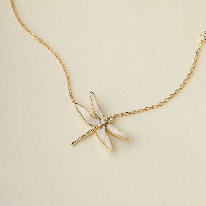 Mother-of-pearl 18K Gold Diamond Whole Dragonfly Necklace