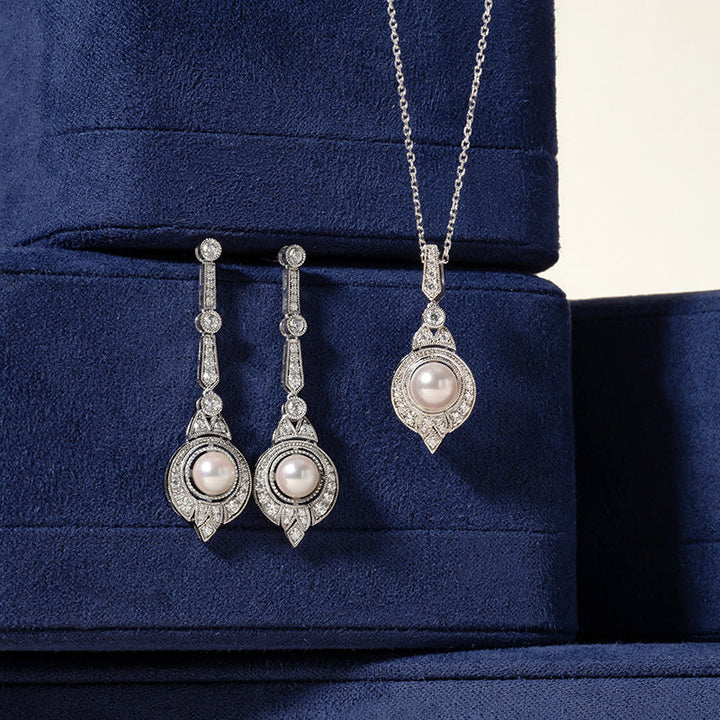 Akoya Pearl necklace 18K White Gold Diamond Midnight in Paris