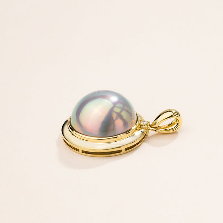 Mabe Pearl 18K Gold Edge Pendant Necklace