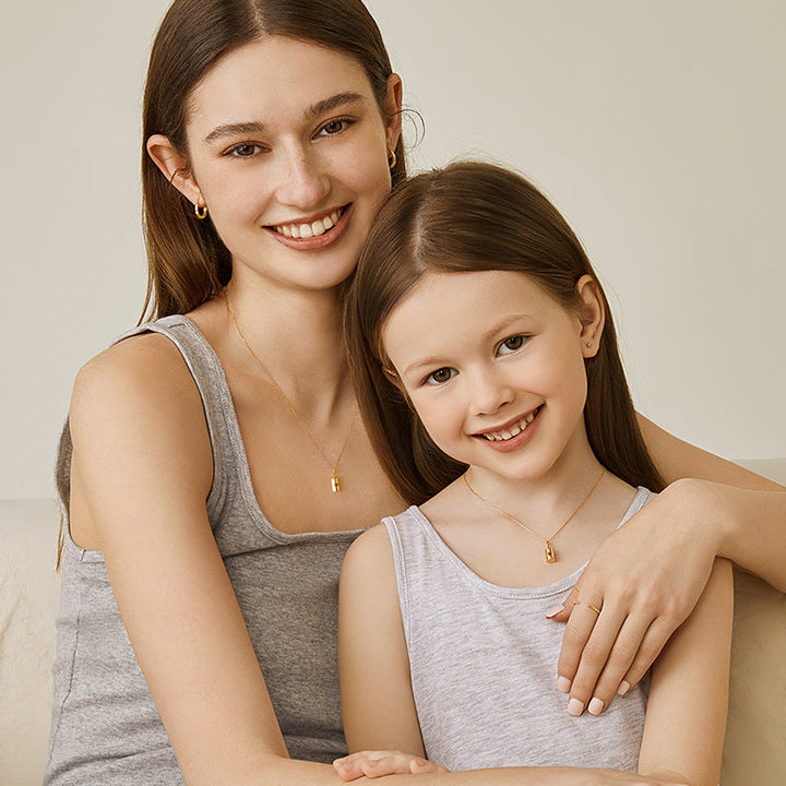 Mother-daughter Matching 18K Gold Enamel Mini Weights Necklace