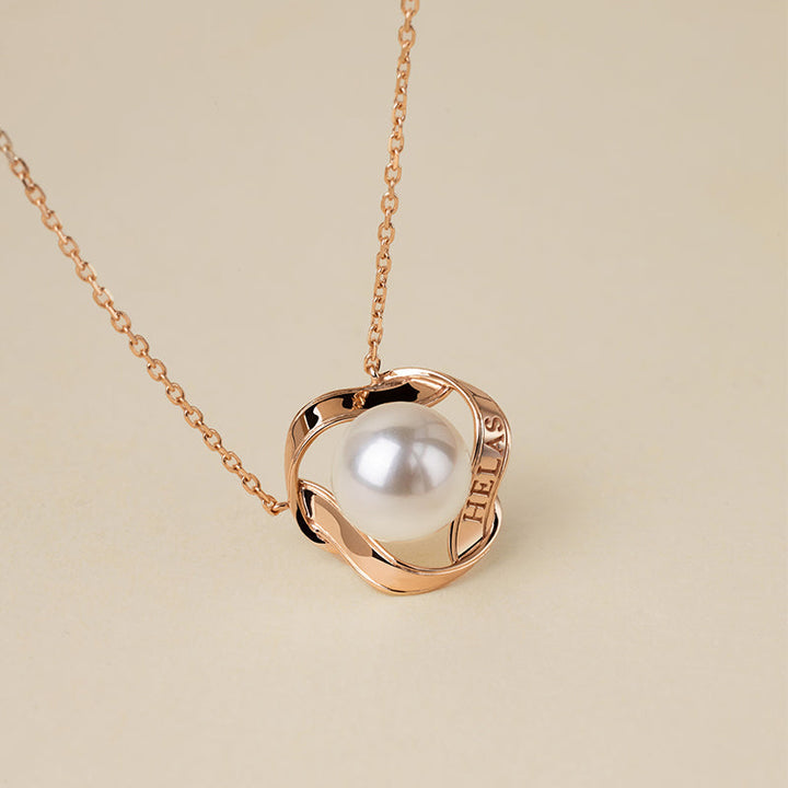 Akoya Pearl 18k Gold Camellia Design Necklace