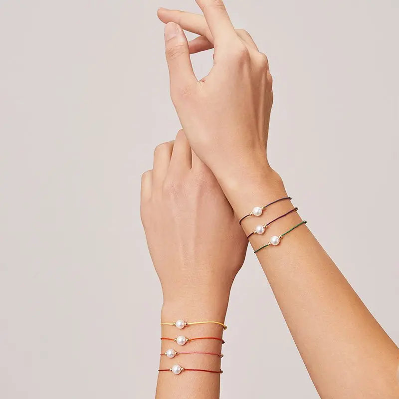 Aurora Collection Akoya Saltwater Pearl 18K Gold String Bracelet - HELAS Jewelry