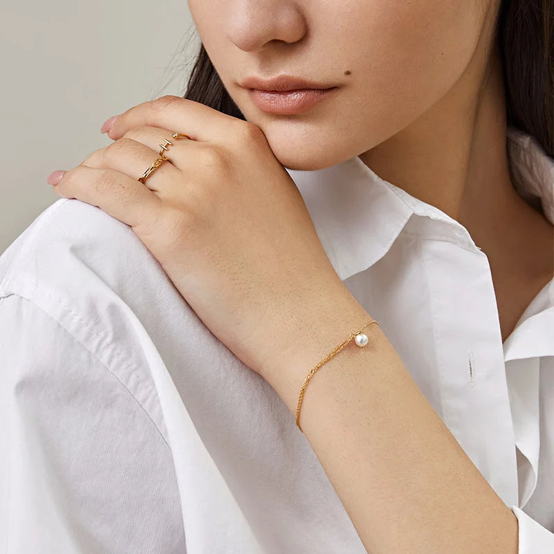 BASIC COLLECTION Akoya Pearl 18K Gold Single Bead Bracelet BASIC COLLECTION Akoya Pearl 18K Gold Single Bead Bracelet BASIC COLLECTION