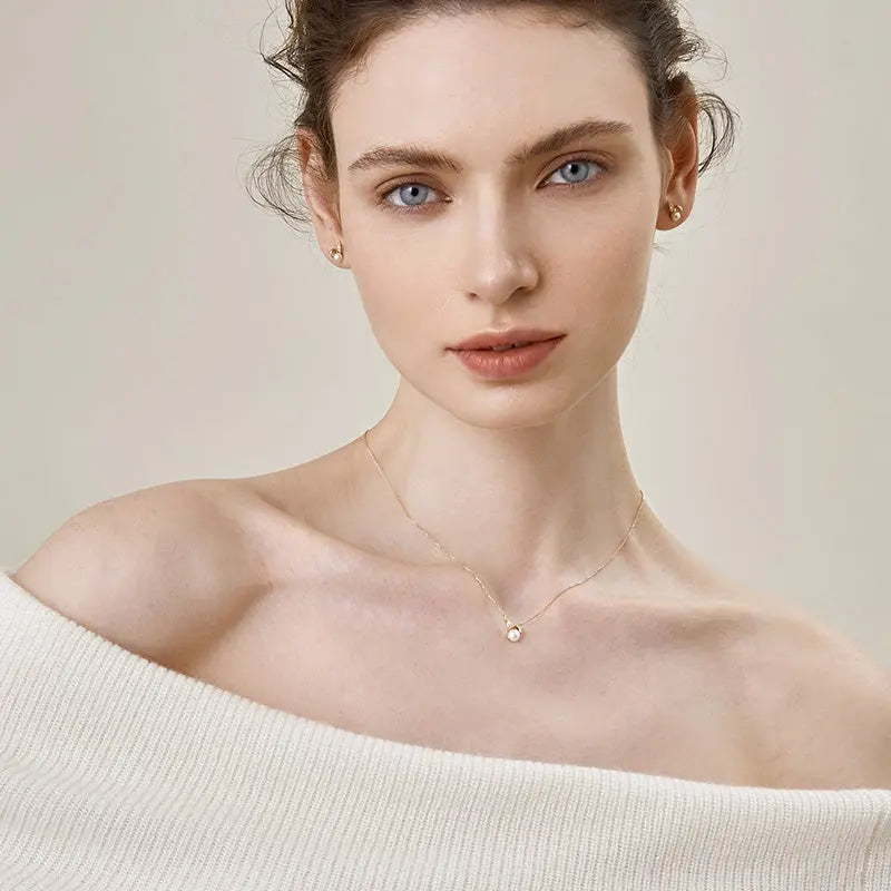 Akoya Pearl 18K Solid Gold Diamonds Bunny Necklace