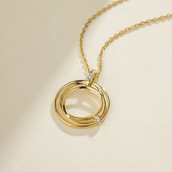 18K Gold Diamond Three-ring Intersecting Necklace