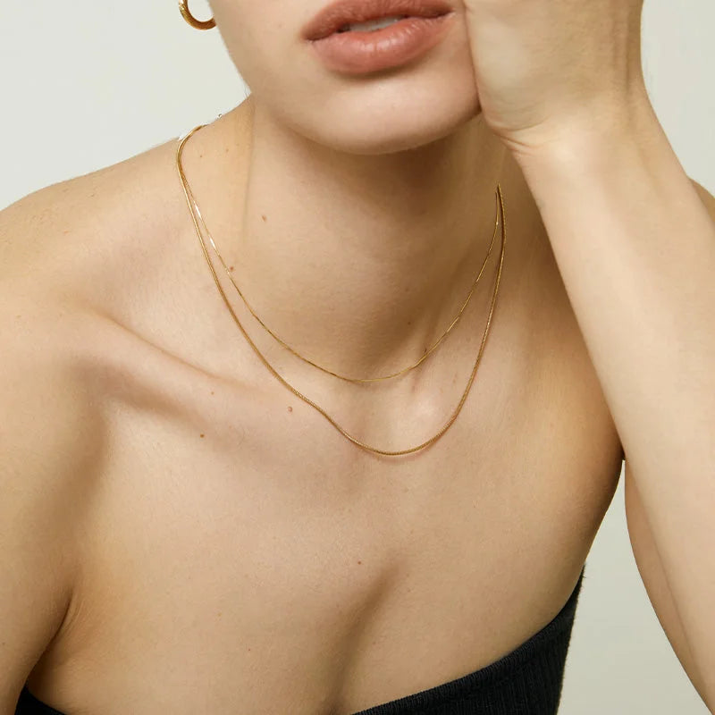 FINE LINE COLLECTION 18k Yellow Gold Square Herringbone Chain Necklace - HELAS Jewelry