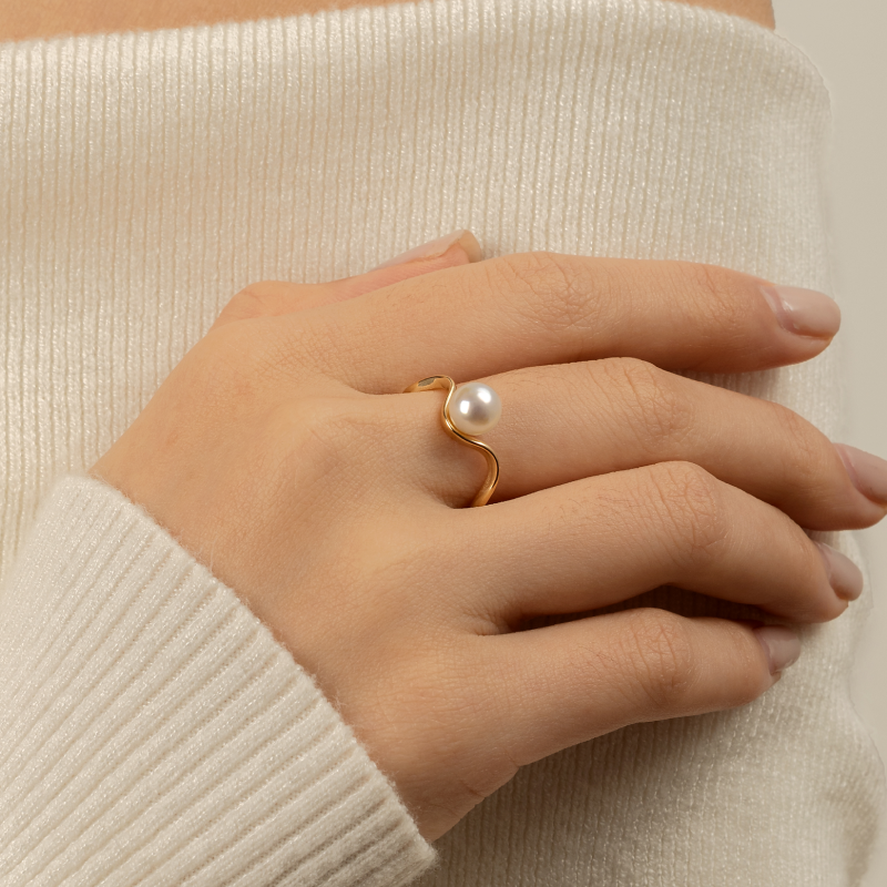 Akoya Saltwater Pearl 18K Gold Curve Open Ring - HELAS Jewelry