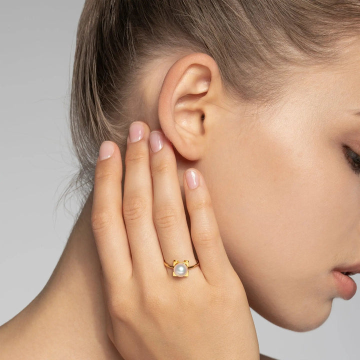 H Collection Akoya Saltwater Pearl 18K Gold Square Ring - HELAS Jewelry