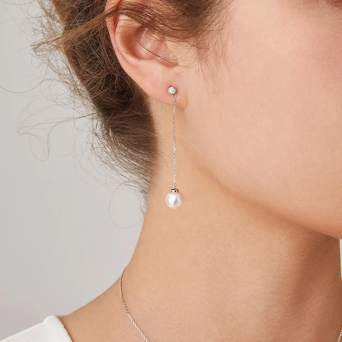 Akoya Pearl 18K Gold Dropping Diamond Earrings