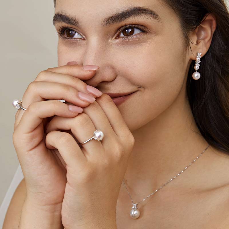 Akoya Pearl 18K White Gold Half Surround Pearl Ring