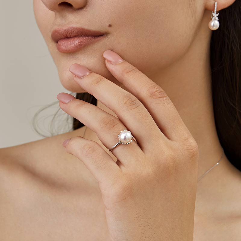 Akoya Pearl 18K White Gold Half Surround Pearl Ring