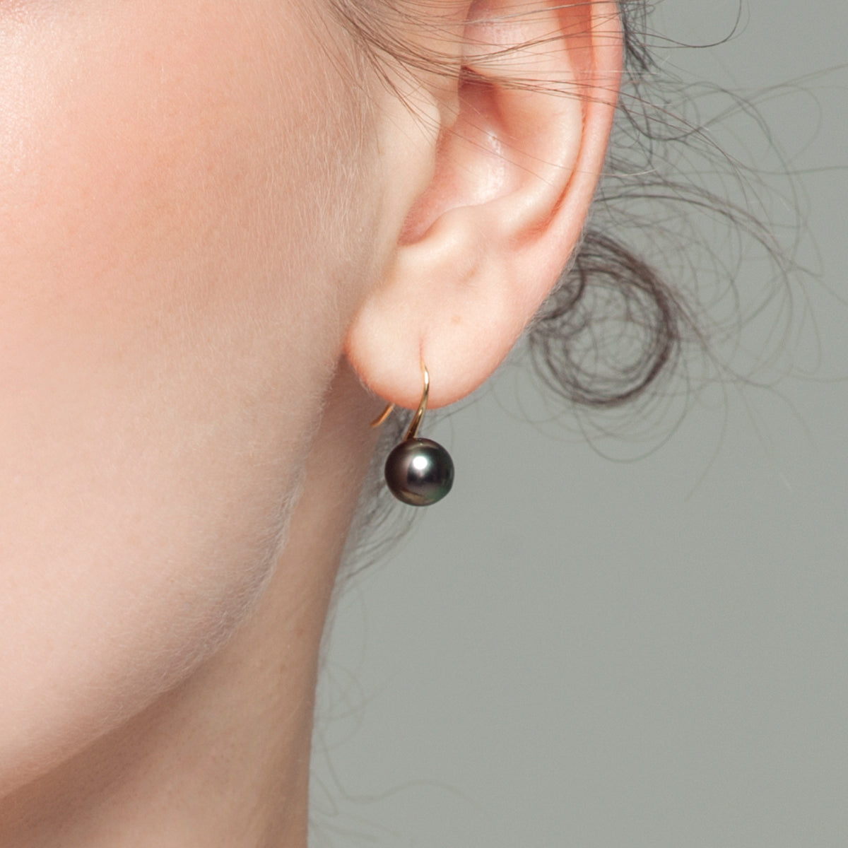 Tahitian Pearl 18K Gold Hook Earrings