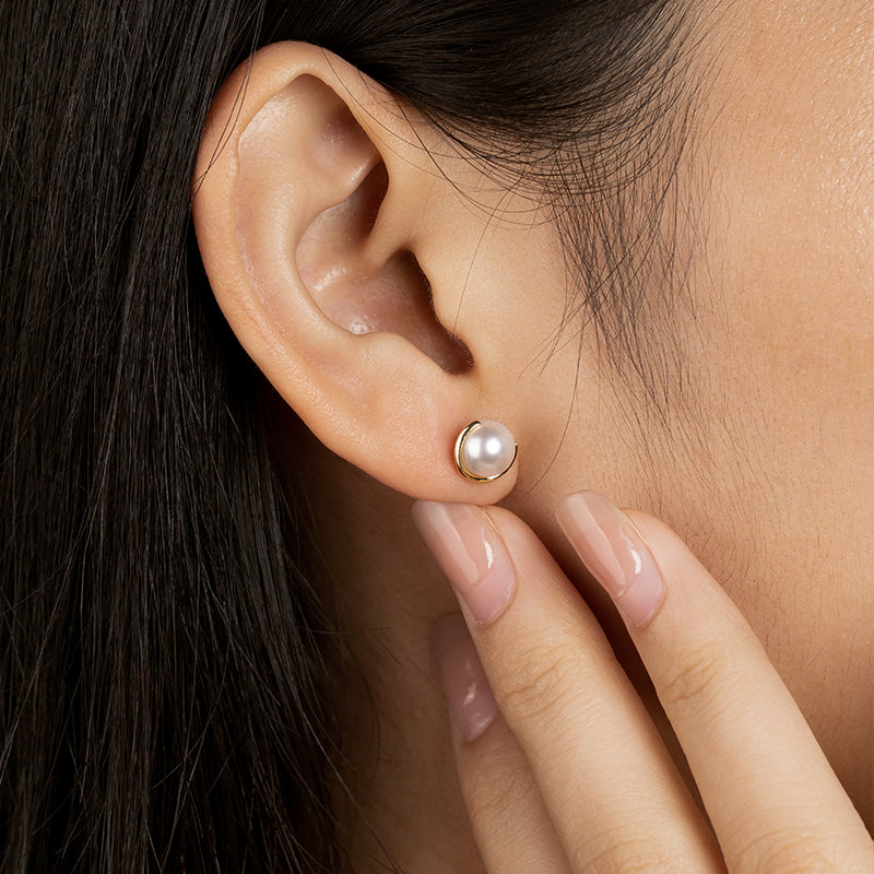 Akoya Pearl 18K Gold Half Enclosed Earrings