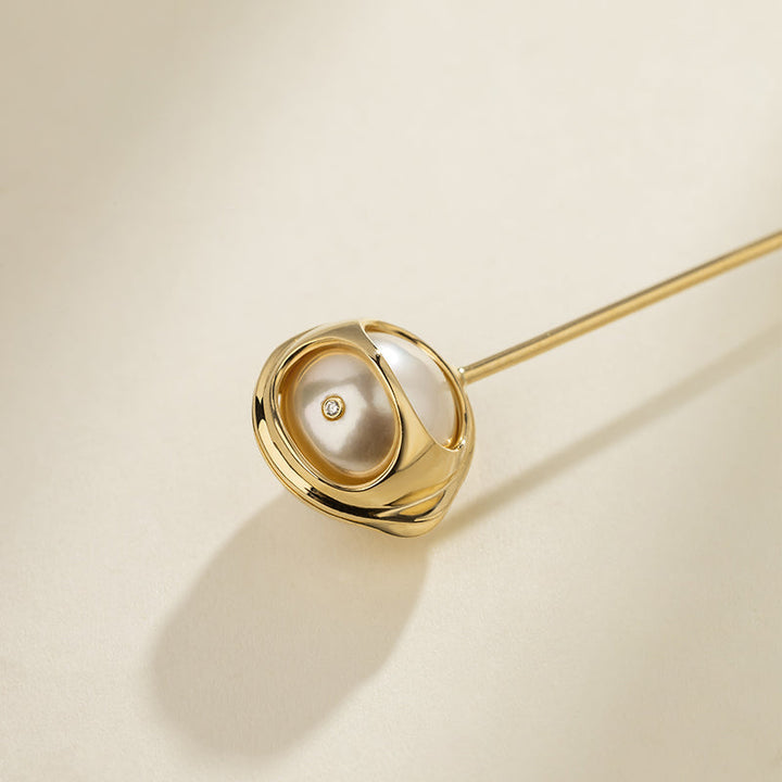 Akoya Saltwater Pearl 18K Gold Diamond Pearl-encased Brooch