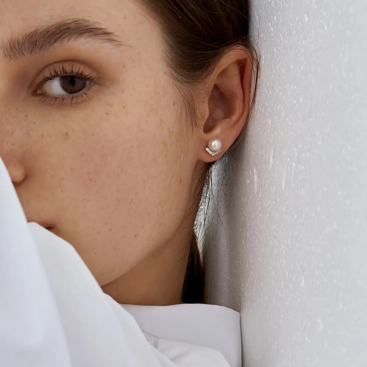 AUS発【HELAS Jewelry】パールとダイアモンドのスタッドピアス ALL - HELAS Jewelry