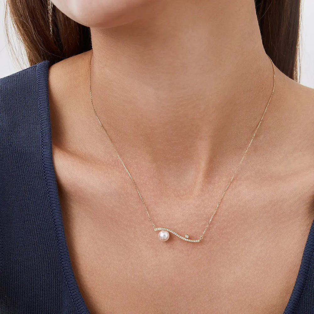 Akoya Pearl Necklace 18K Yellow Gold Diamond Necklace