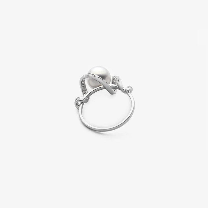 WAVES COLLECTION Akoya Pearl 18K White Gold Diamonds Ring WAVES COLLECTION Akoya Pearl 18K White Gold Diamonds Ring THE WAVES COLLECTION